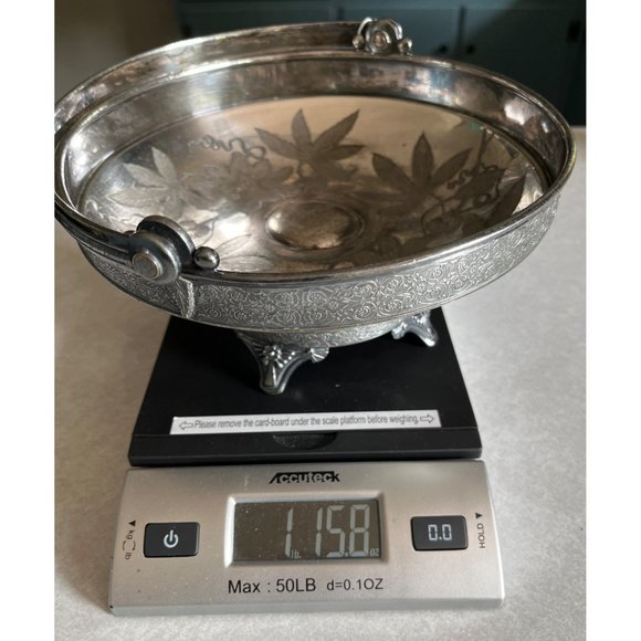 Meriden Silver Plate Etched Wedding Basket 9" Heavy Vintage Ornate Bowl - Picture 9 of 9